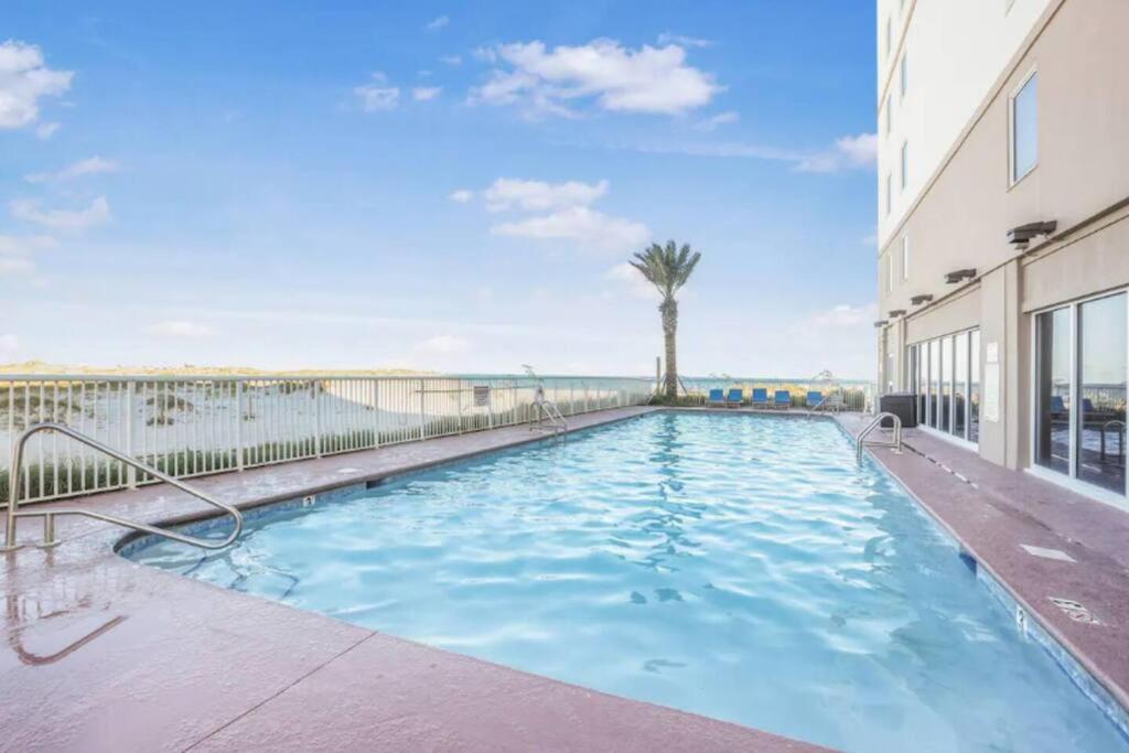 Breezy Does It Royal Palms 404 Direct Gulf Front Hébergement de vacances Gulf Shores